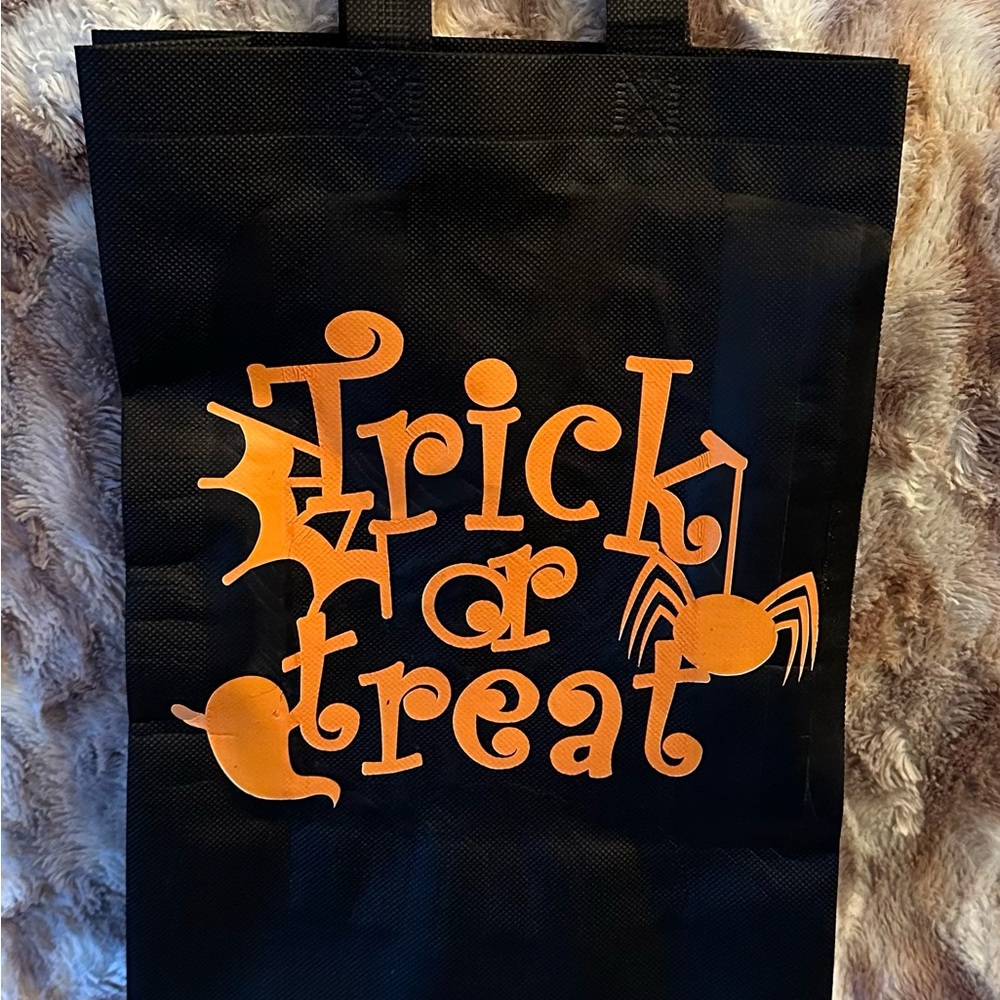 Halloween customization candy bags/ Glow in the Dark!!